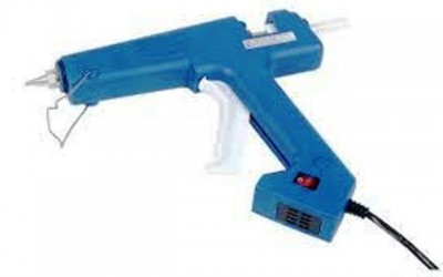 Ladrão pode ter usado pistola de cola quente para roubar farmácia em Três Lagoas 