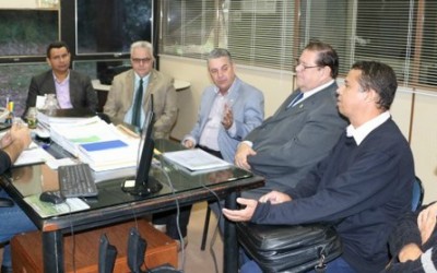 Governo estuda levar a Três Lagoas projeto que utiliza detentos para reformar escolas