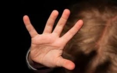 Mãe denuncia e homem é preso por estupro de menino de 12 anos