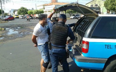 “A dona pediu para eu arrombar a porta” disse acusado de tentar furtar residência no Interlagos