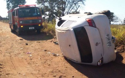  Motorista de Gol morre ao capotar veículo próximo ao Balneário Municipal 