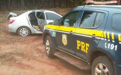 Maconha avaliada em quase R$ 1 milhão é encontrada em carro de locadora 