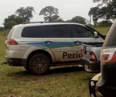 Homem é morto a tiros e mulher a facadas em assentamento