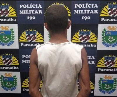 Homem é preso após espancar cachorro porque cruzou com cadela em MS