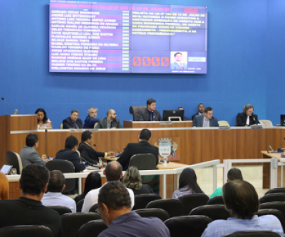 Câmara aprova Lei de Diretrizes Orçamentárias sem emendas