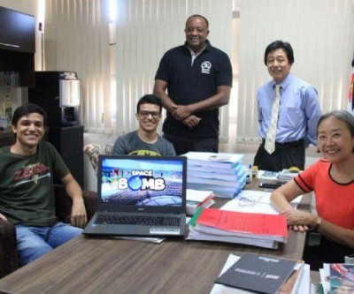 Irmãos andradinenses apresentam jogo na Game XP 2019