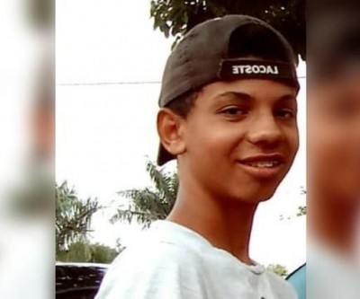 Família busca por informações de adolescente desaparecido