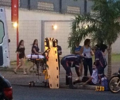 Distração de motociclista causa acidente no centro de Três Lagoas 