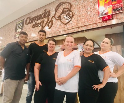 Três-lagoenses que vão trabalhar em restaurante no shopping fazem treinamento em Araçatuba-SP 