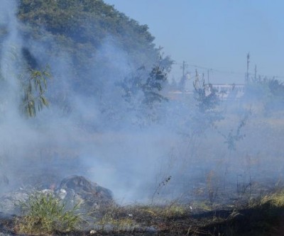 Fumaça em terreno entrega suposto ladrão na região da antiga 
