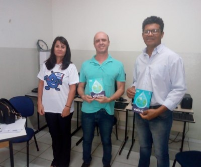 Vigilância em Saúde Ambiental conscientiza população “que a água que a gente cuida, cuida da gente”