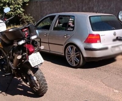 PM faz operação e apreende vários carros rebaixados em Três Lagoas 
