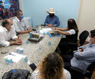 SINTED e prefeito de Três Lagoas discutem sobre retorno das aulas