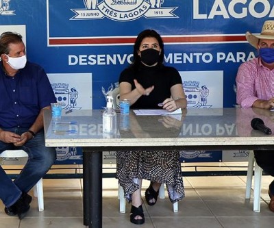 Prefeito acompanha Simone Tebet em entrega de R$ 5 milhões ao Hospital Auxiliadora