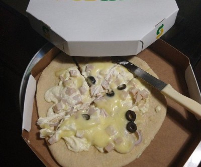 Em rede social, Subway se desculpa por pizza que viralizou