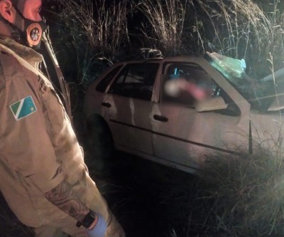 Uma pessoa morre em acidente entre guincho e Gol, na rodovia MS-377