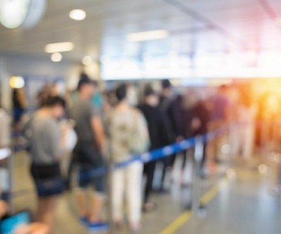 Em Paranaíba, idoso urina na fila do auxílio emergencial e acaba preso 