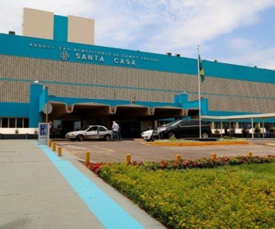 Na Capital, homem de 48 anos morre na Santa Casa após consumir álcool 70%