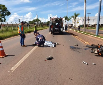 Vítima de acidente fatal entre moto e carreta tinha 47 anos