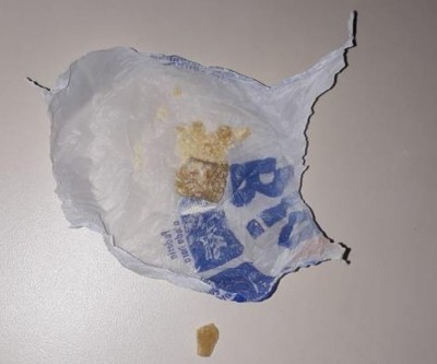 PM prende mulher por tráfico de drogas no bairro Vila Haro