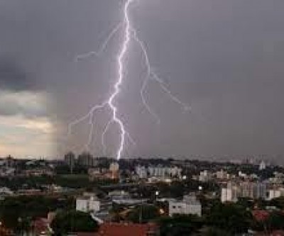 Quase 1 milhão de raios atingiram MS em dois dias