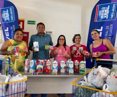 Sejuvel doa caixas de leite e gelatinas para Projeto “Amigas do Peito”