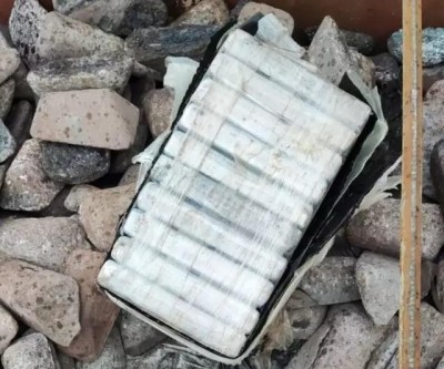 PRF apreende quase meia tonelada de cocaína em caminhão na BR-262 