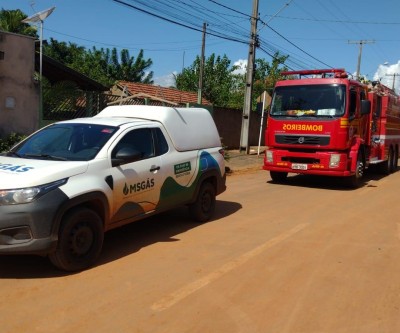 Bombeiros são acionados após vazamento em tubulação da MS-Gás na Vila Haro