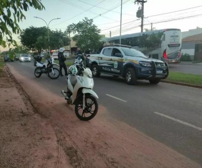 Motociclista que havia feito uso de maconha é detido pela PM 