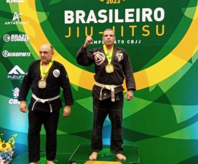 Com apoio da SEJUVEL, lutador três-lagoense é campeão brasileiro de jiu-jitsu