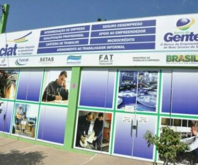 De repositor de mercadorias a operador de caixa; confira as vagas de emprego para Três Lagoas 