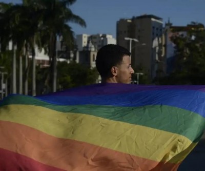 Casamentos homoafetivos no Brasil aumentam 149% em nove anos