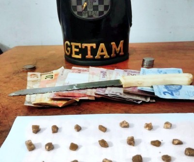 GETAM apreende drogas e prende uma pessoa no Jd. Planalto 