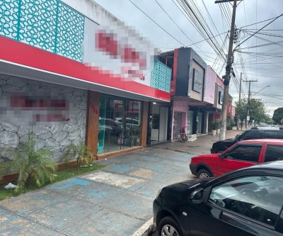 Ladrões invadem loja no Centro durante a madrugada desta segunda-feira 