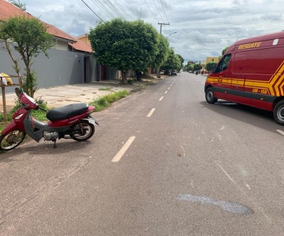 Motoentregador na contra-mão provoca acidente e foge do local