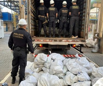 PF incinera duas toneladas de drogas em Três Lagoas