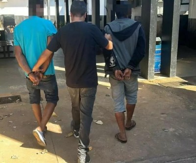 Com mandados de prisão em aberto, dupla é presa pela 3°DP