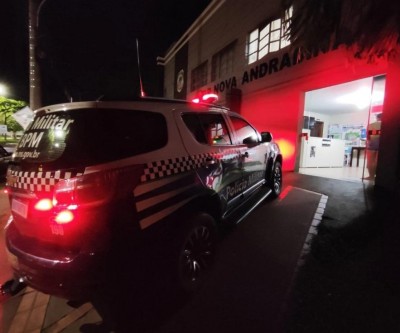 Bêbado é preso após colidir carro em ônibus em Nova Andradina