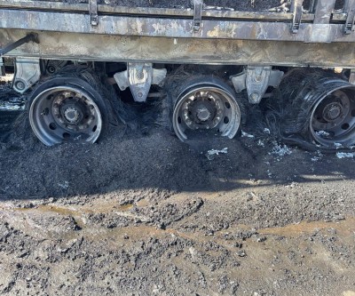 Veja o vídeo: Após pneus estourar, carreta pega fogo na BR-158 em Três Lagoas