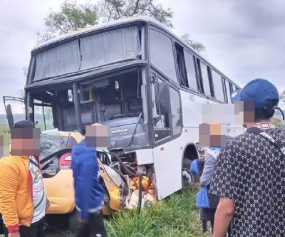 Homem morre após carro bater de frente com ônibus na MS-295 