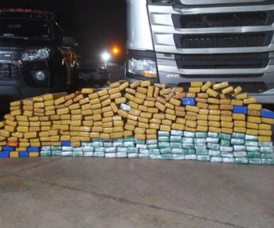 FICCO/MS apreende carreta carregada com drogas em Três Lagoas; uma pessoa foi presa 