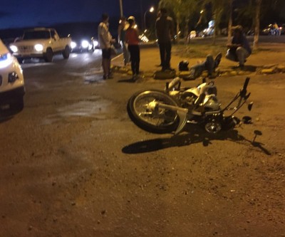 Acidente na Rosário Congro mobiliza equipe do SAMU no Jardim Primaveril 