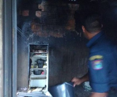 Polícia Militar de Água Clara combate mais um incêndio na cidade