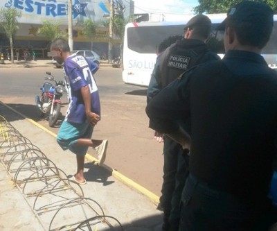 Jovem é flagrado tentando furtar bicicleta na rodoviária de Três Lagoas