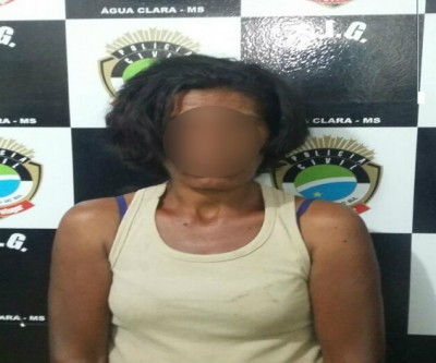 Mulher mata namorado a machadadas e queima o corpo em Água Clara/MS