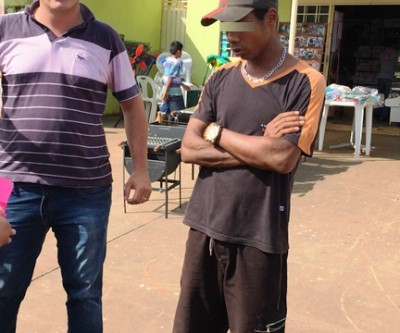 Colocou chinelos na cueca e acabou sendo preso