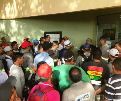 Trabalhadores da UFN3 prometem fazer manifestação durante a visita do govenador Puccinelli 