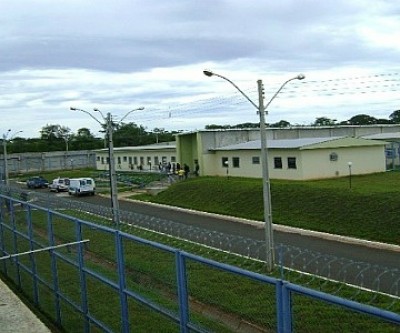 Risco de ataque do PCC em presídios deixa agentes penitenciários em alerta