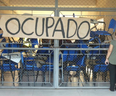Manifestantes ocupam Campus I na UFMS de Três Lagoas