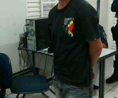 Motociclista foge da PM e abandona moto e companheiro depois de cair